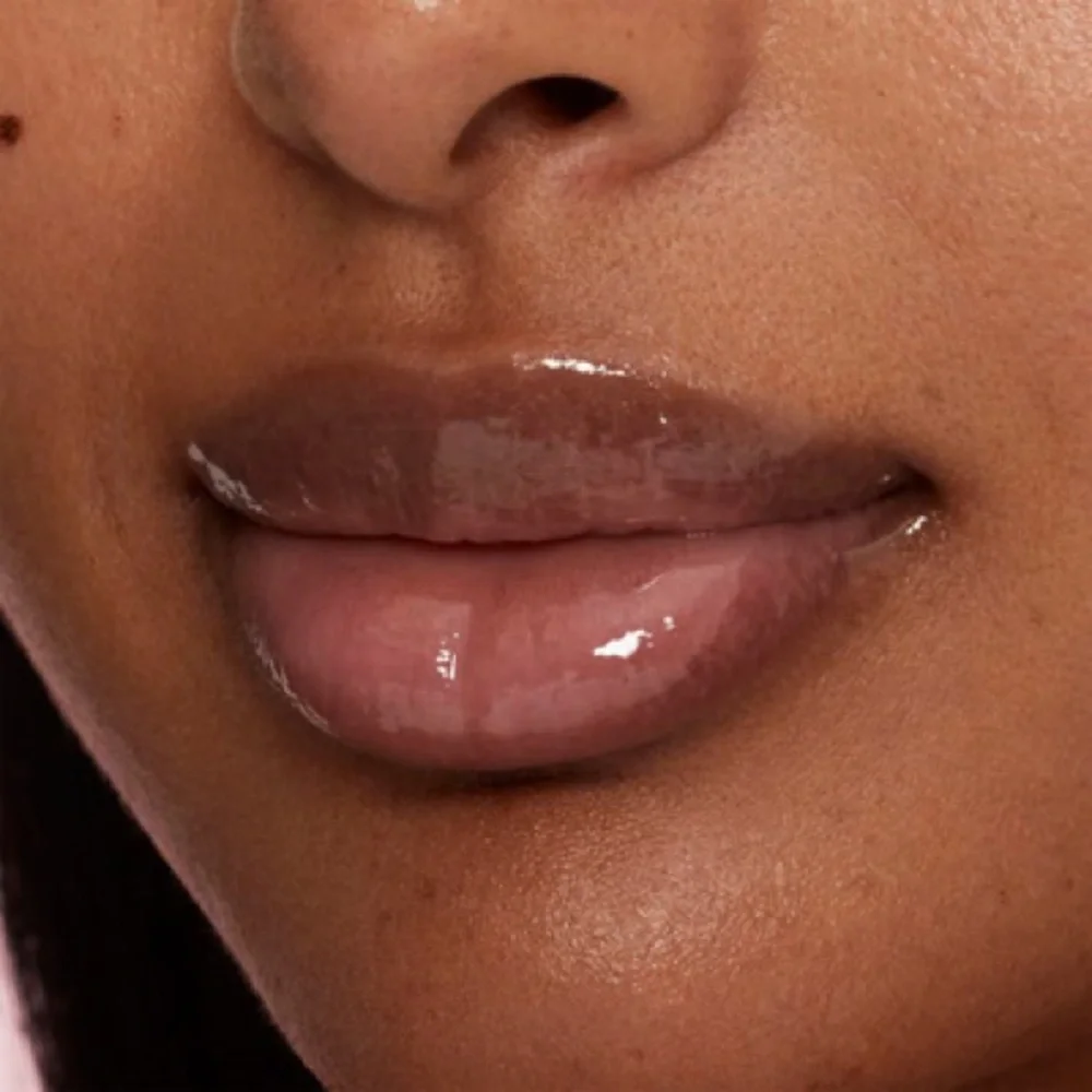 RARE PINK ROLLERBALL GLOSS